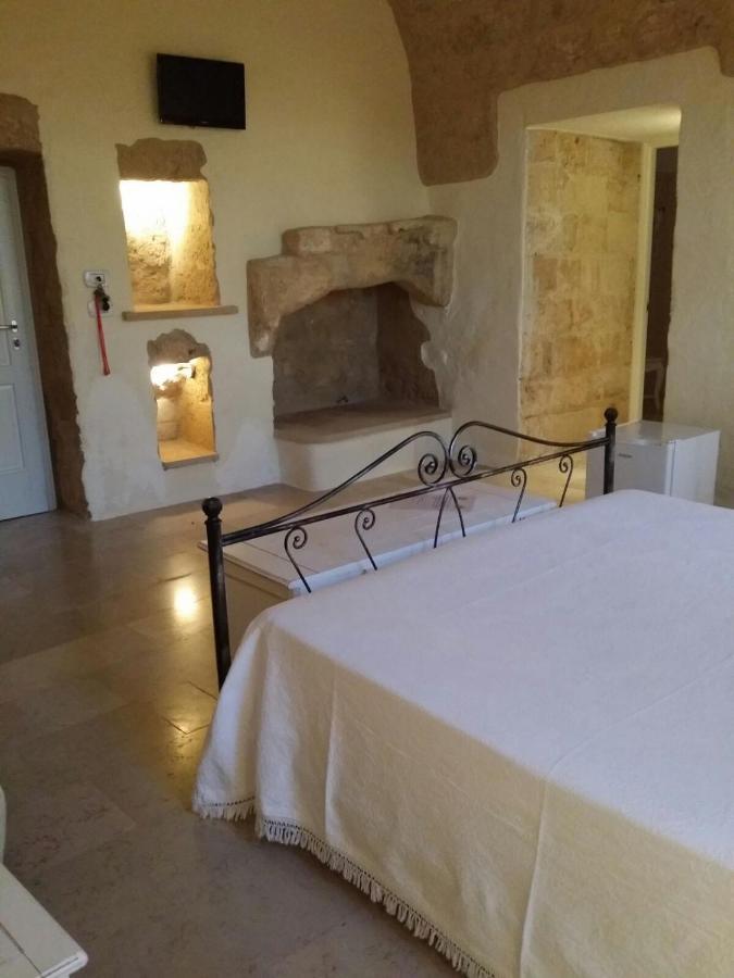 Antica Masseria Ficazzana - Tenuta Marina Di Pescoluse Bagian luar foto