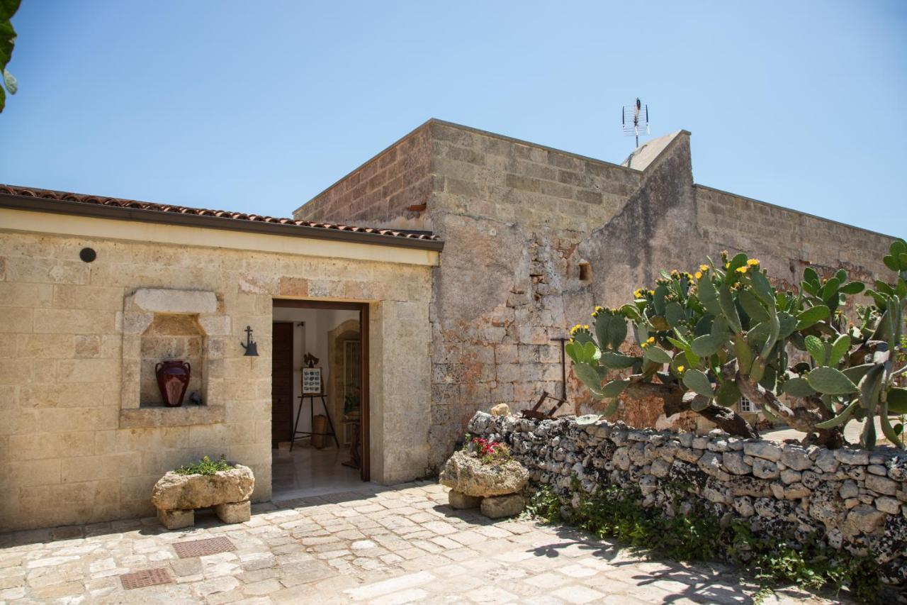 Antica Masseria Ficazzana - Tenuta Marina Di Pescoluse Bagian luar foto