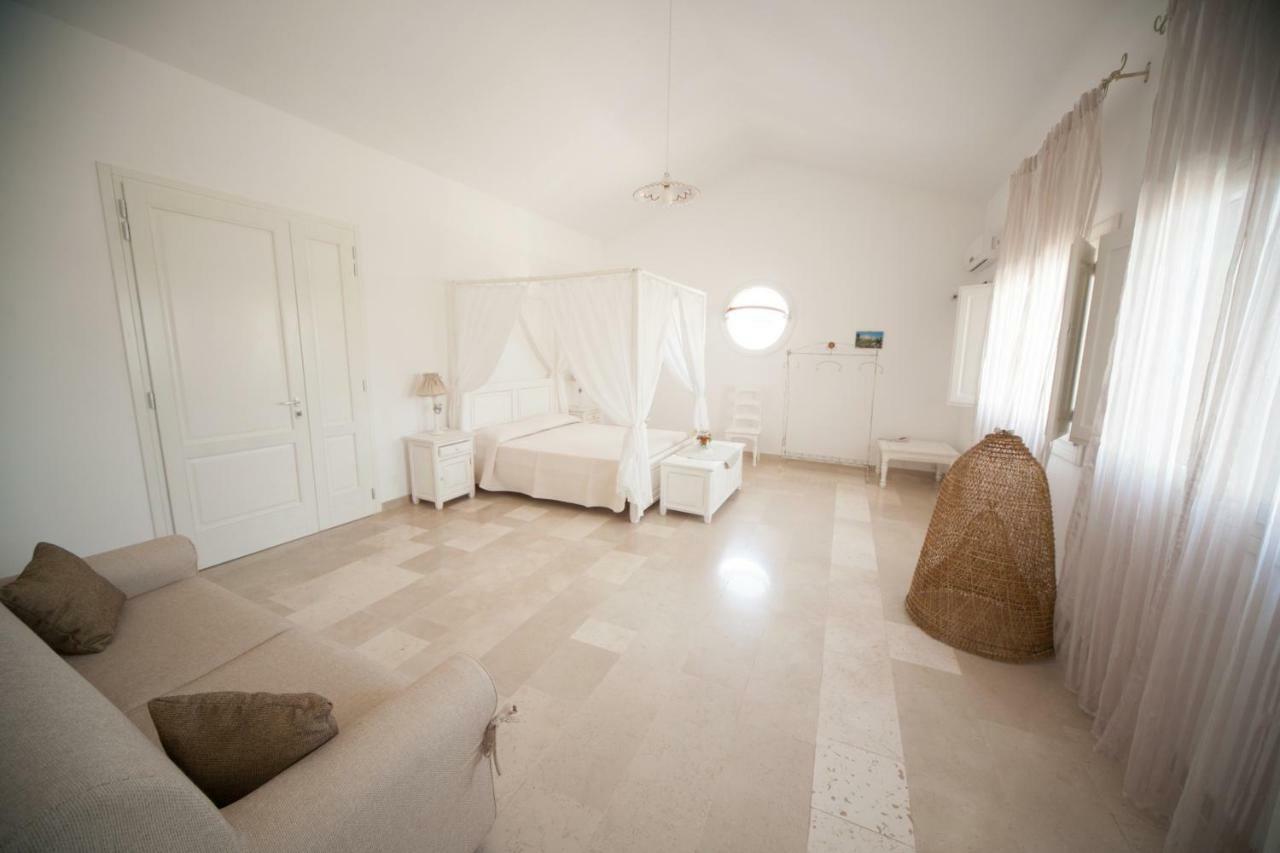 Antica Masseria Ficazzana - Tenuta Marina Di Pescoluse Bagian luar foto